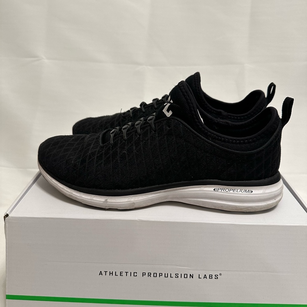 Men APL sneaker black horsehair